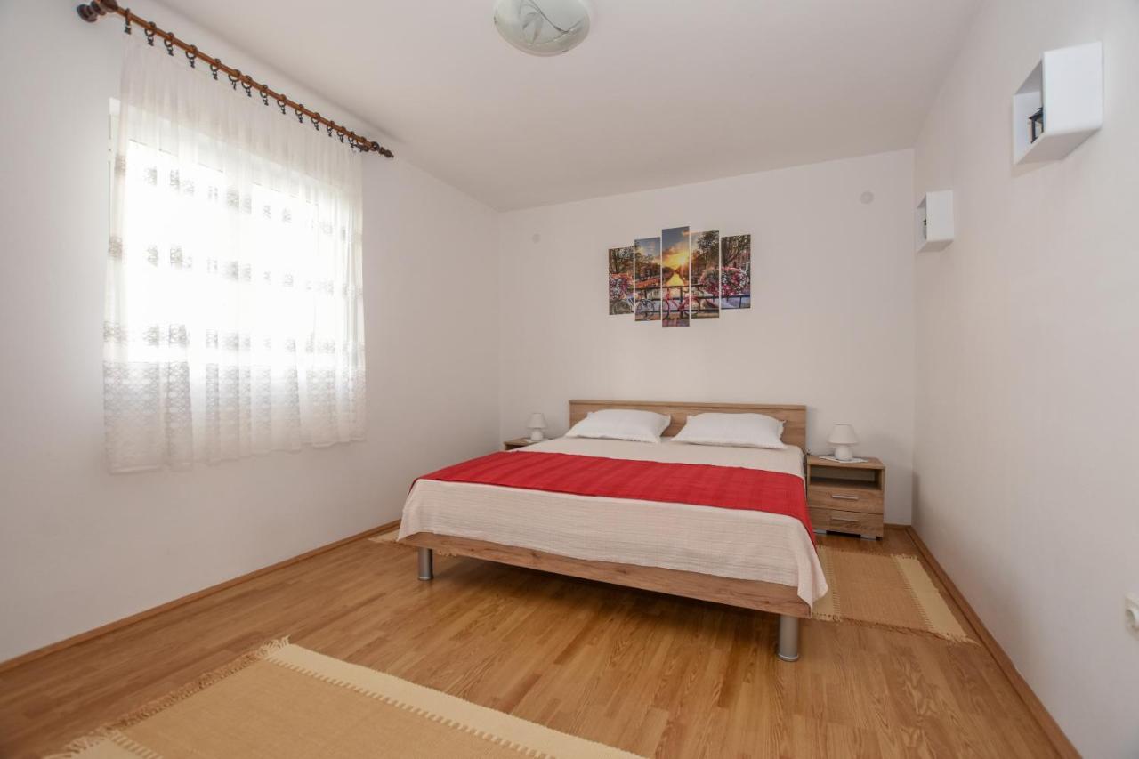 Apartmani Andreja Pag Town Zewnętrze zdjęcie