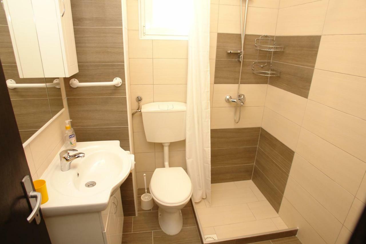 Apartmani Andreja Pag Town Zewnętrze zdjęcie